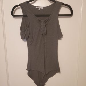 Cute gray bodysuit!